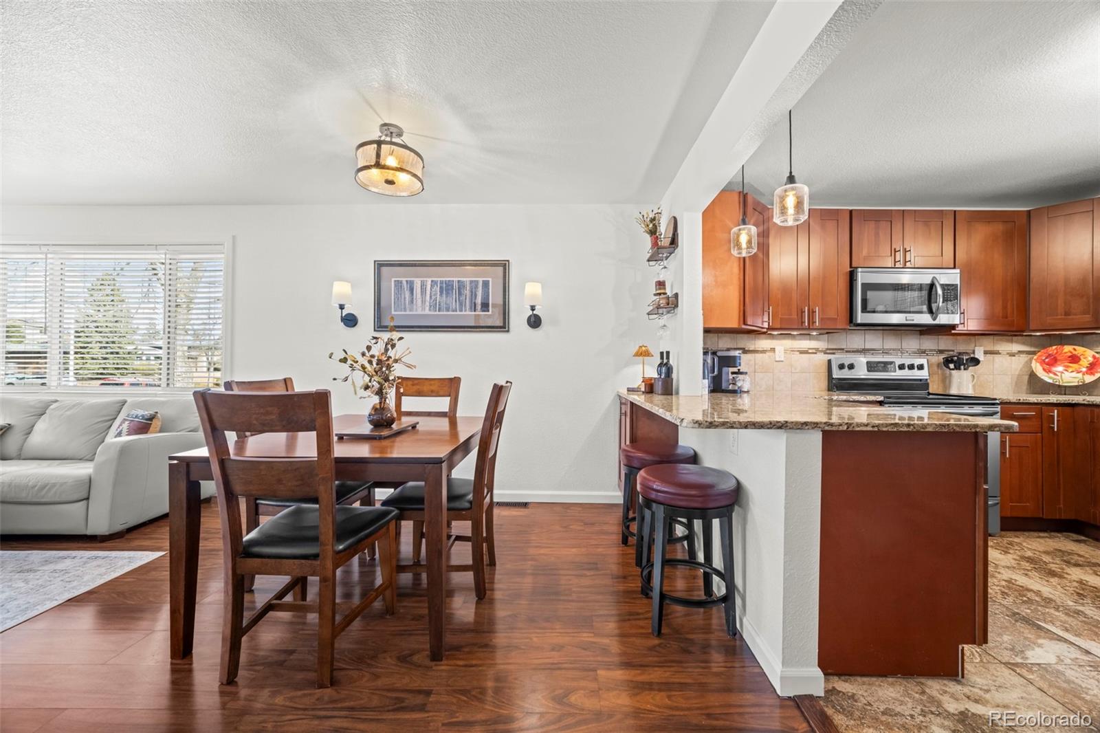 250 W Midway Boulevard