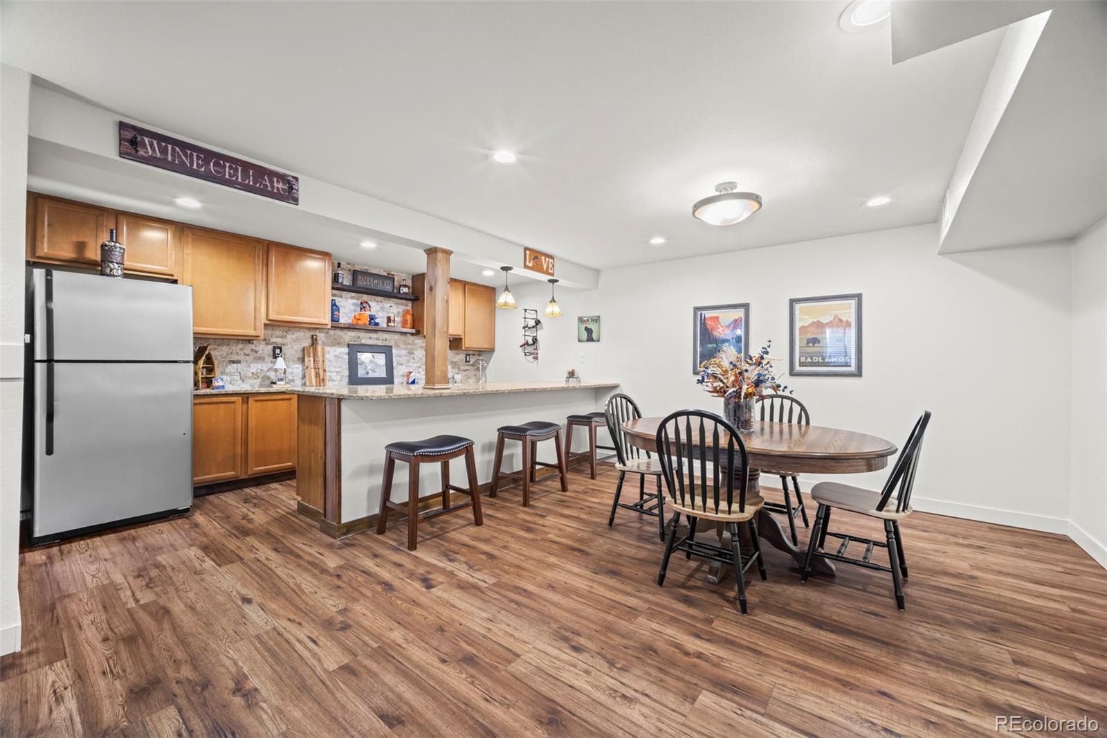 250 W Midway Boulevard