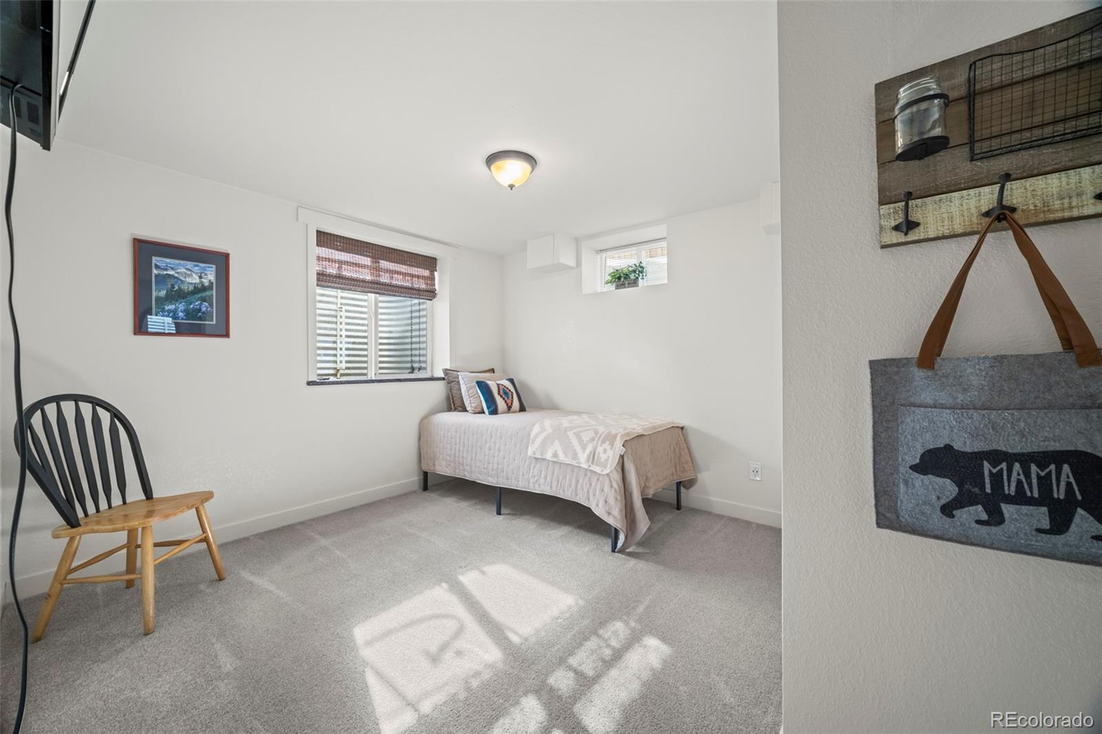 250 W Midway Boulevard