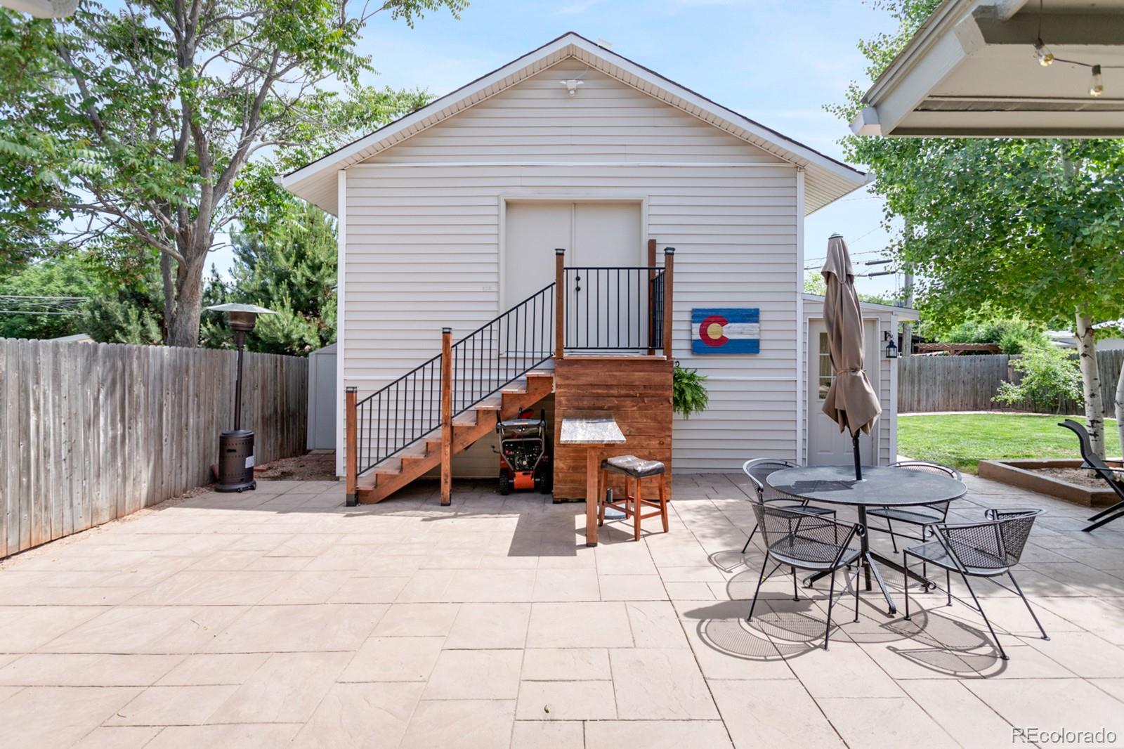 250 W Midway Boulevard