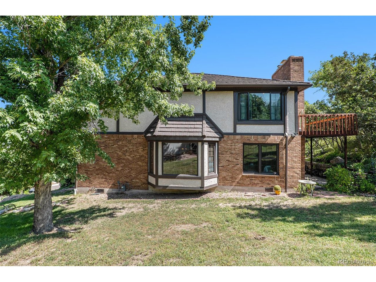 365 Wedgewood Ct