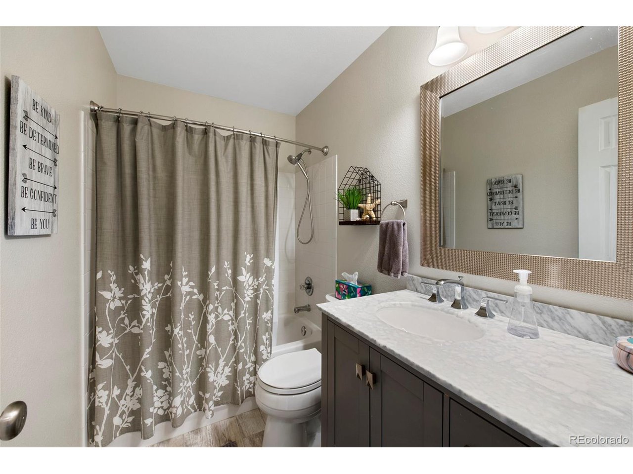 9387 Cove Creek Dr