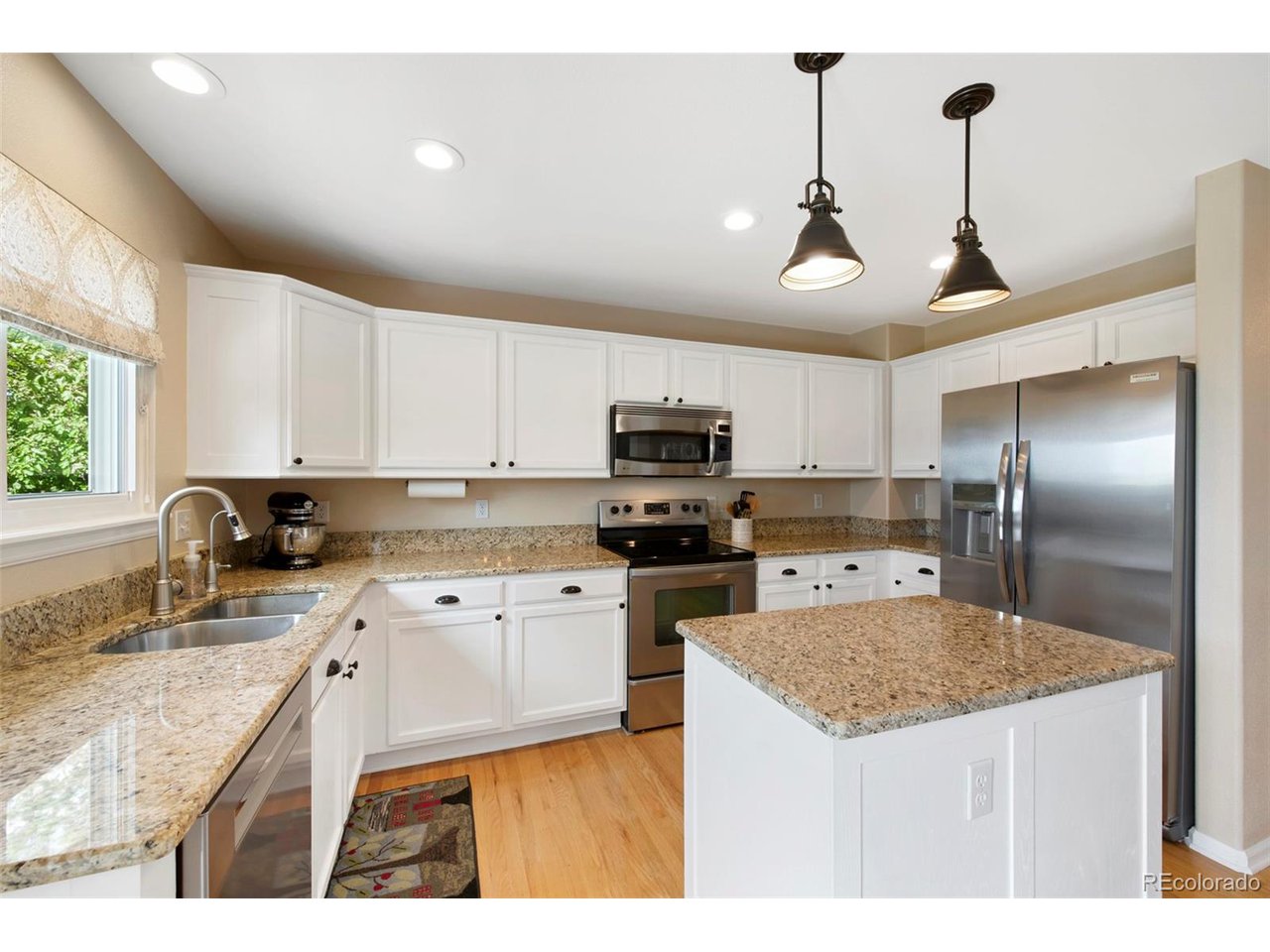 9387 Cove Creek Dr