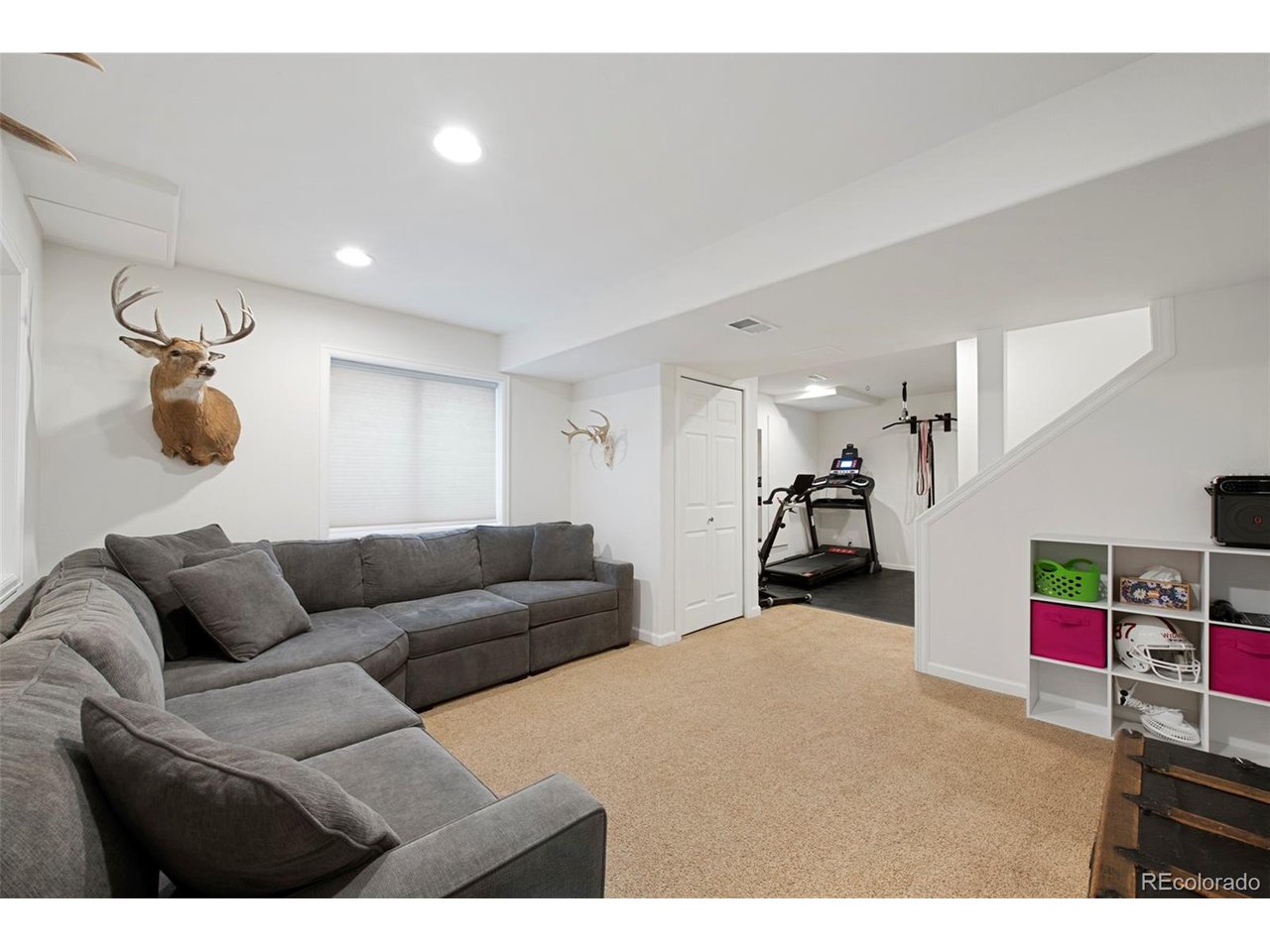 9387 Cove Creek Dr