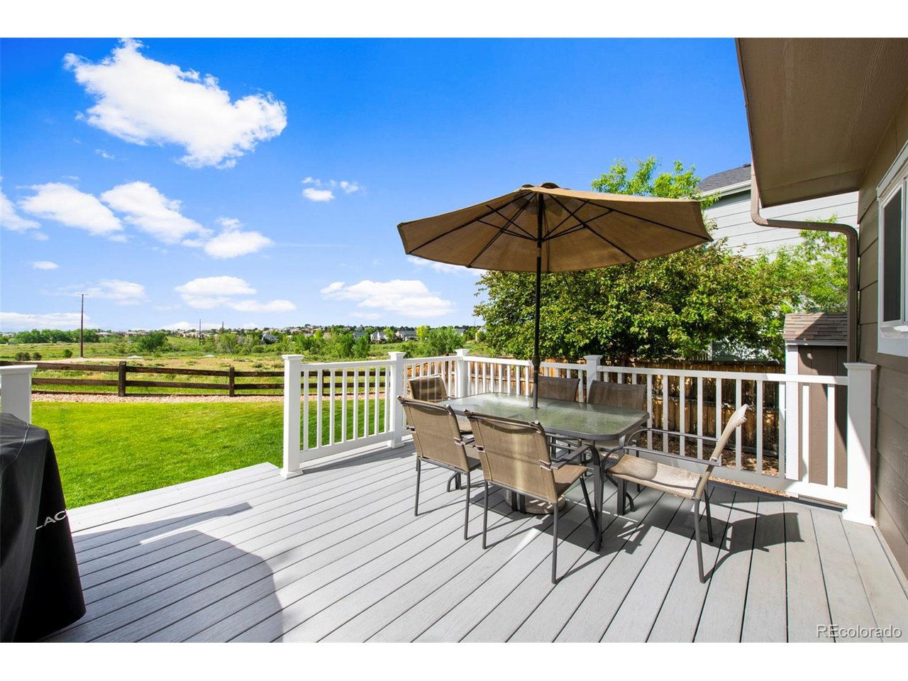 9387 Cove Creek Dr