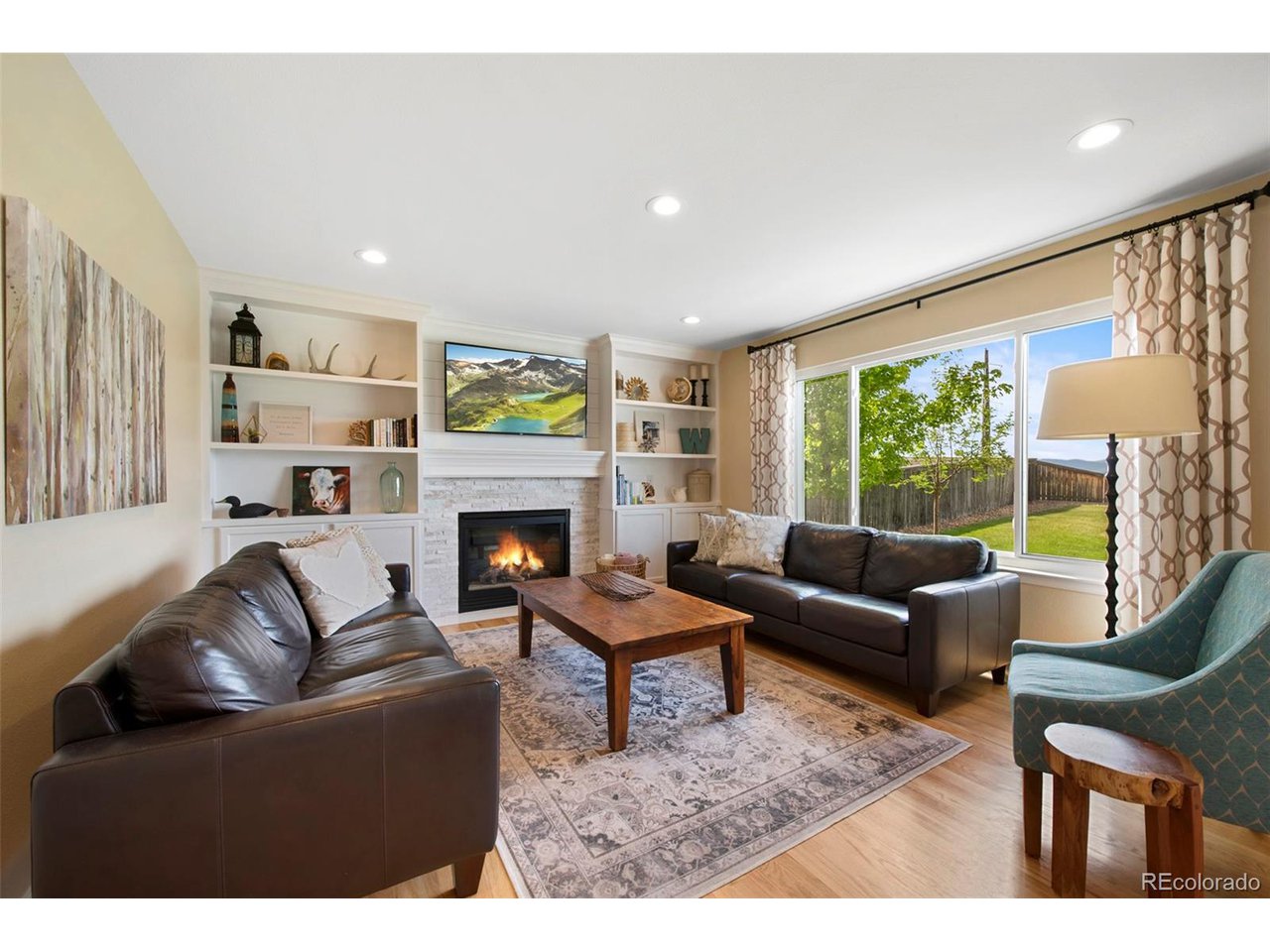 9387 Cove Creek Dr