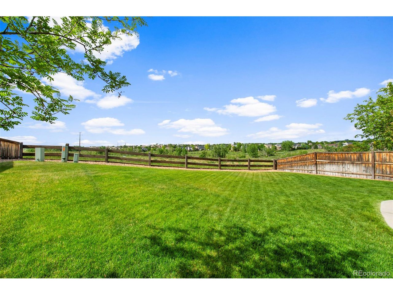 9387 Cove Creek Dr
