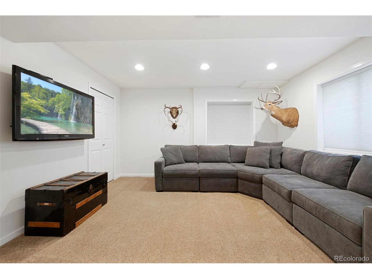 9387 Cove Creek Dr