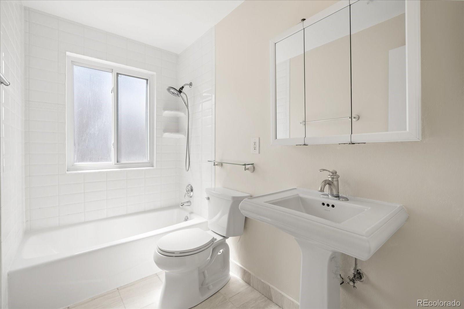 281 S Zinnia Way Unit: 2B