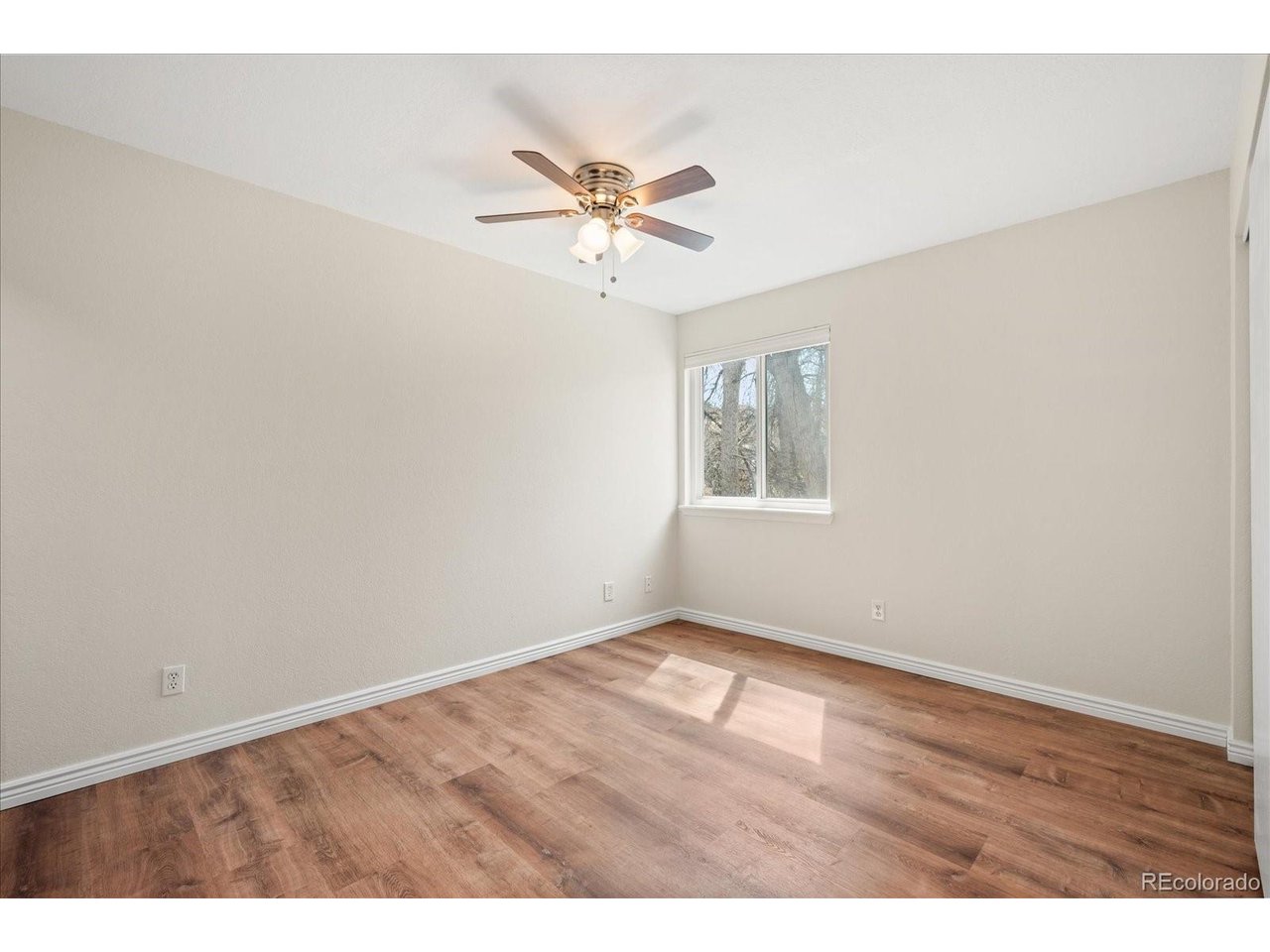 281 S Zinnia Way 2B