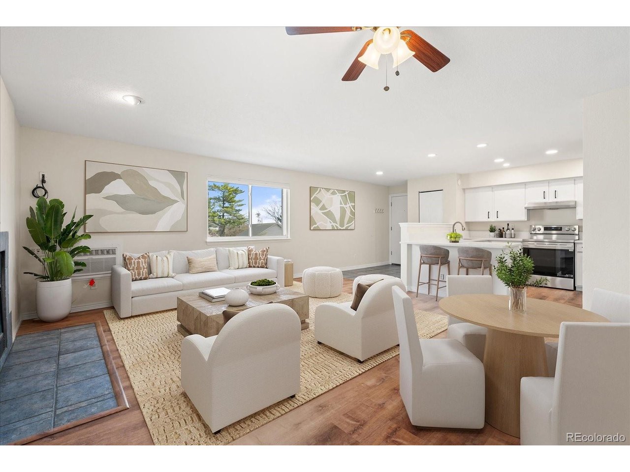 281 S Zinnia Way 2B