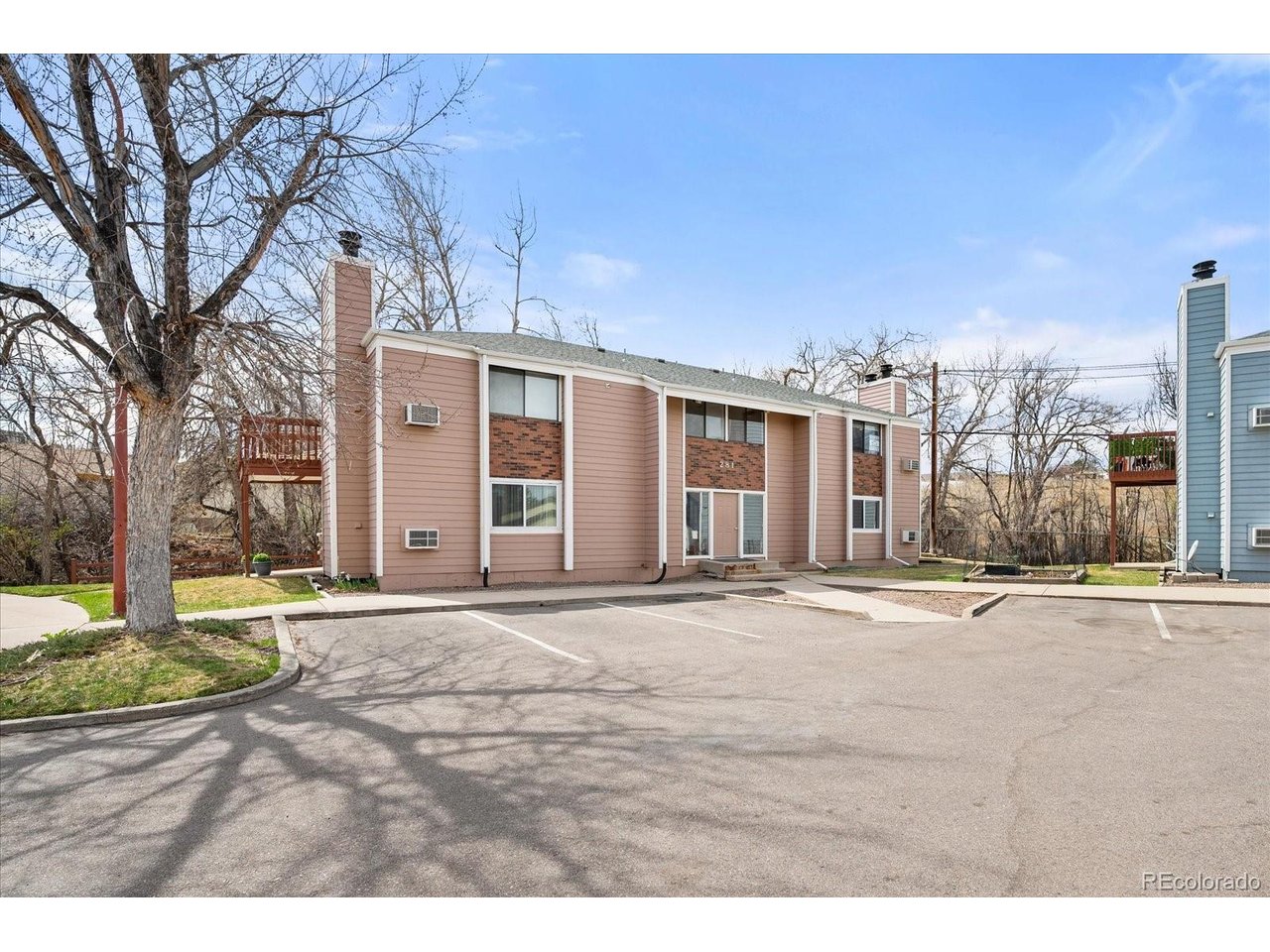 281 S Zinnia Way 2B