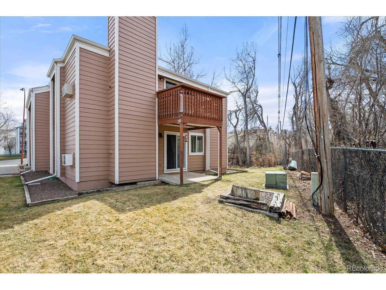 281 S Zinnia Way 2B