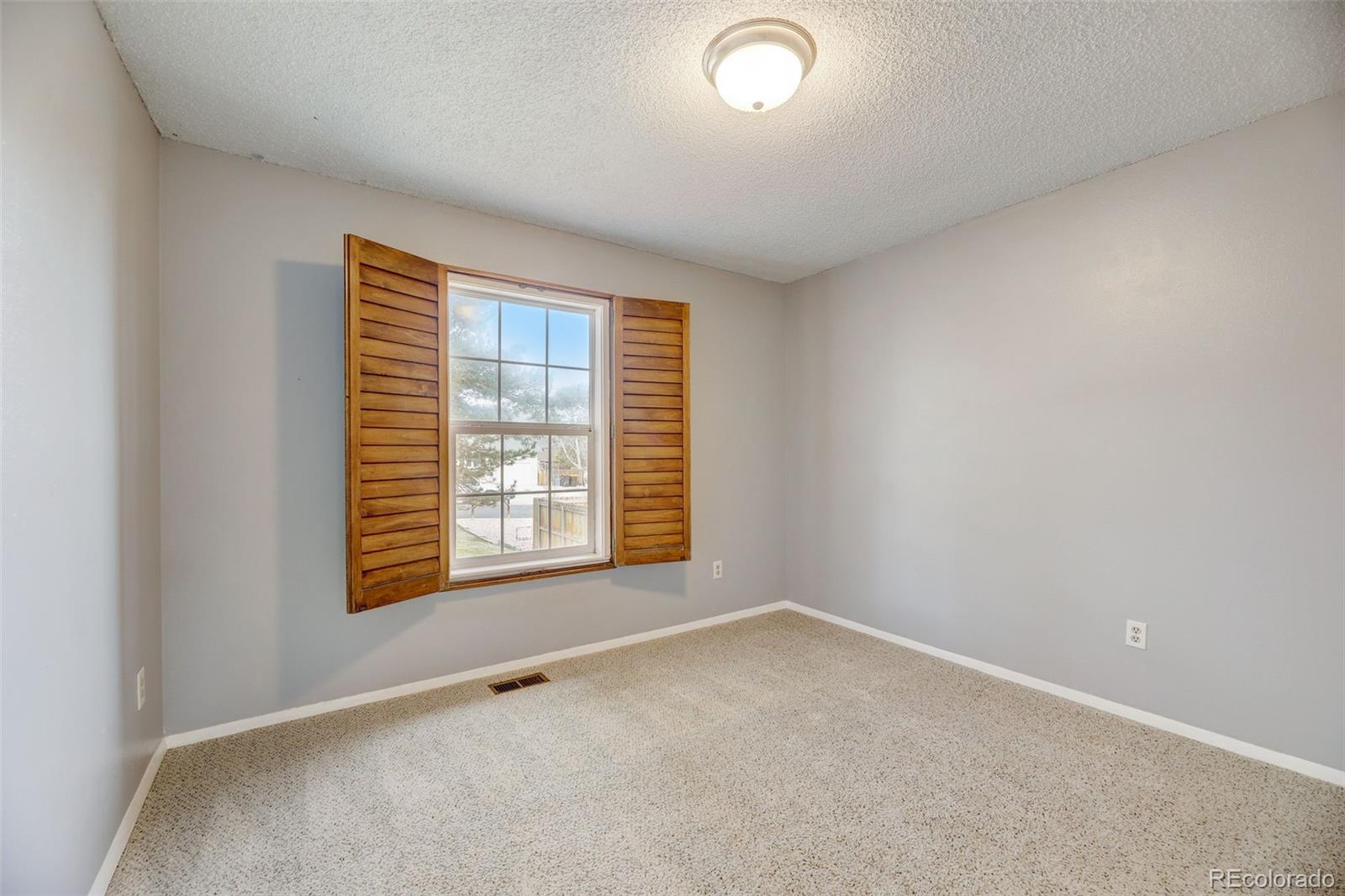 5050 S Zinnia Court