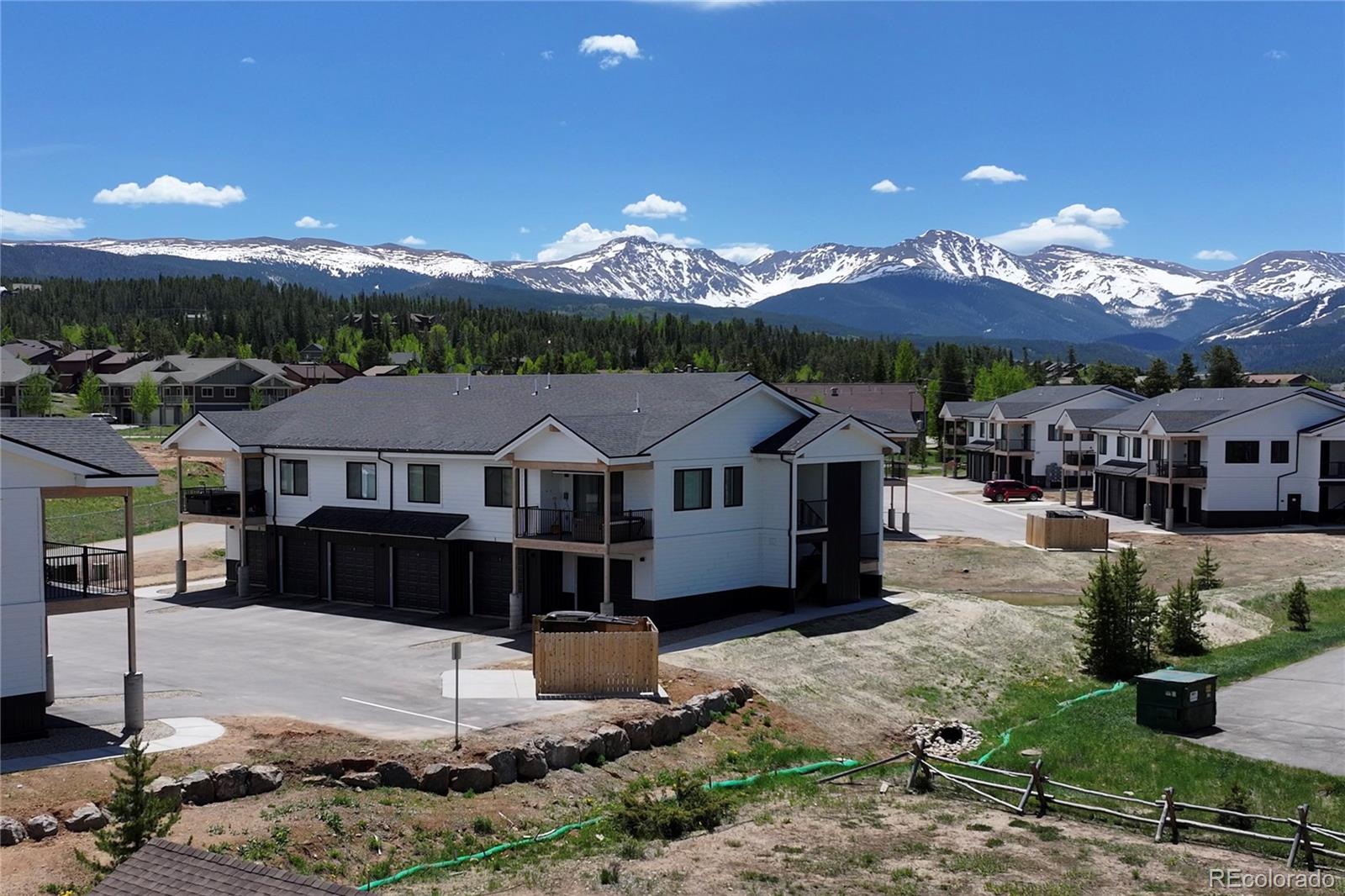 361 W Meadow Mile Summit Unit: 5