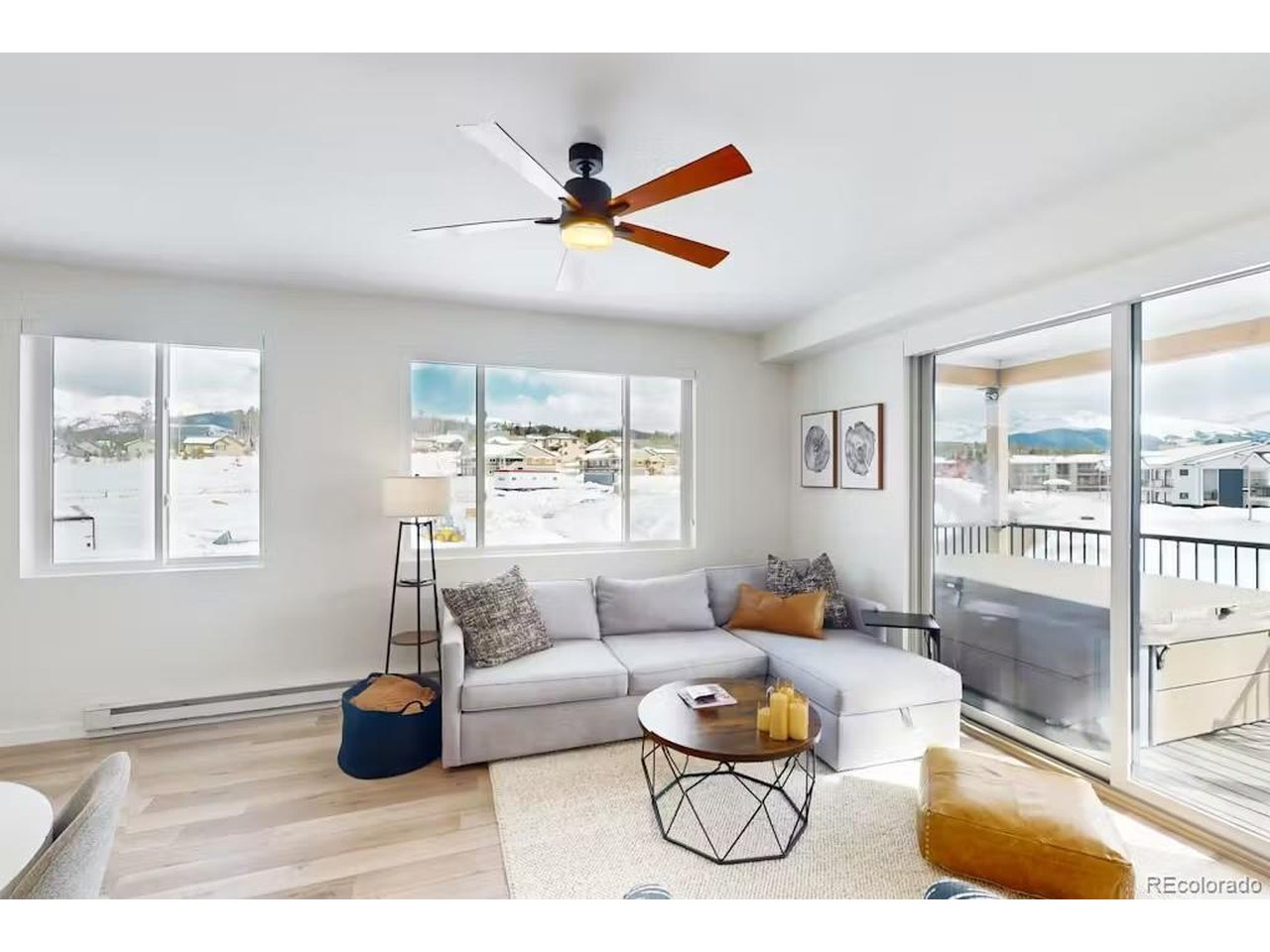 361 W Meadow Mile Smt 19-5