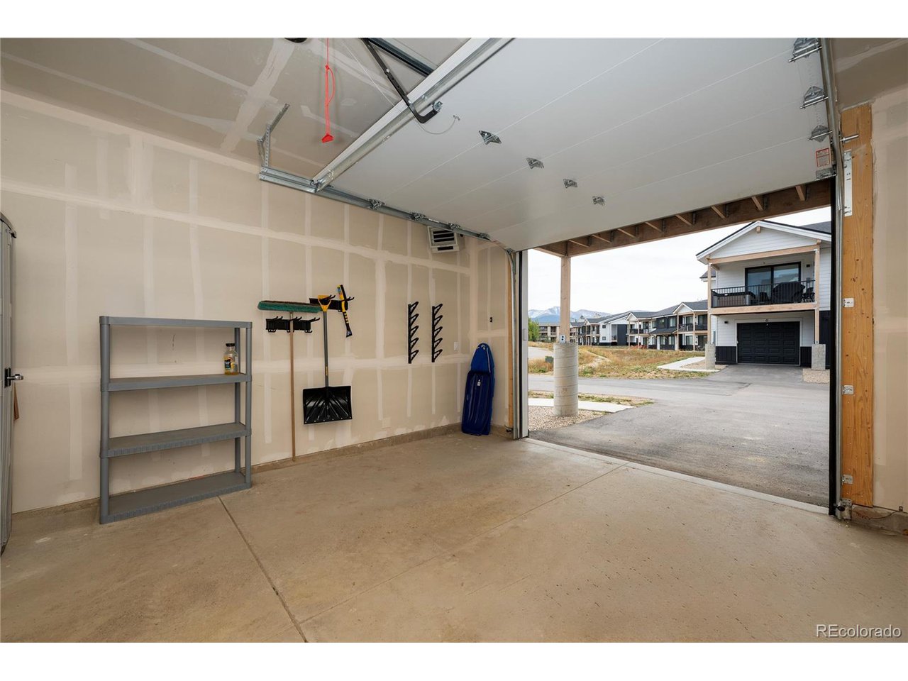 361 W Meadow Mile Smt 19-5