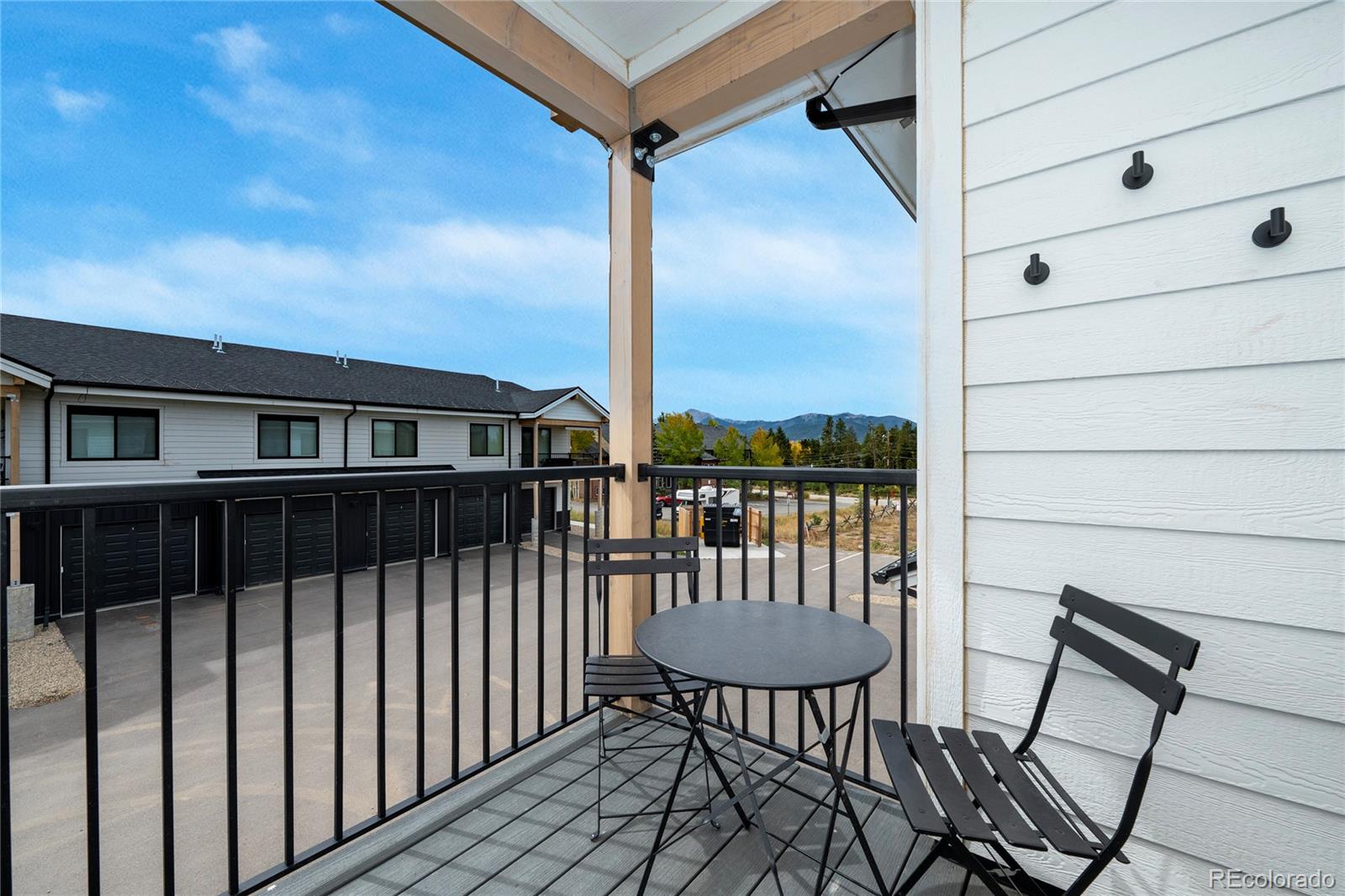 361 W Meadow Mile Summit Unit: 5