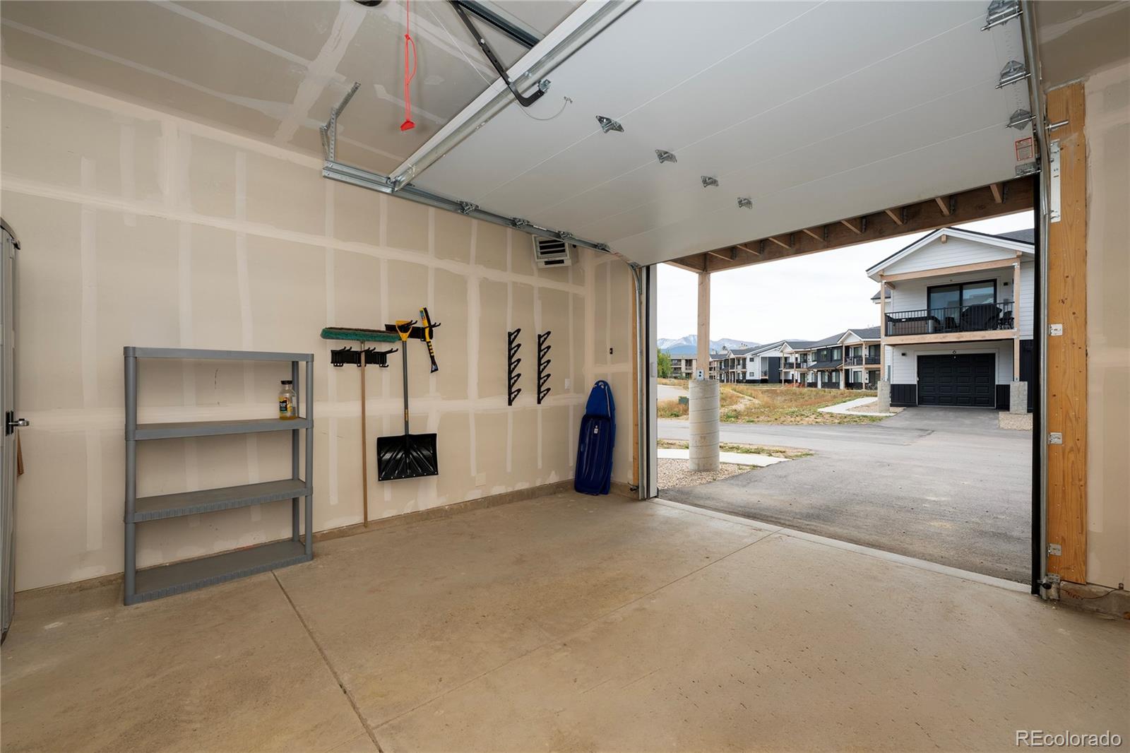 361 W Meadow Mile Summit Unit: 5