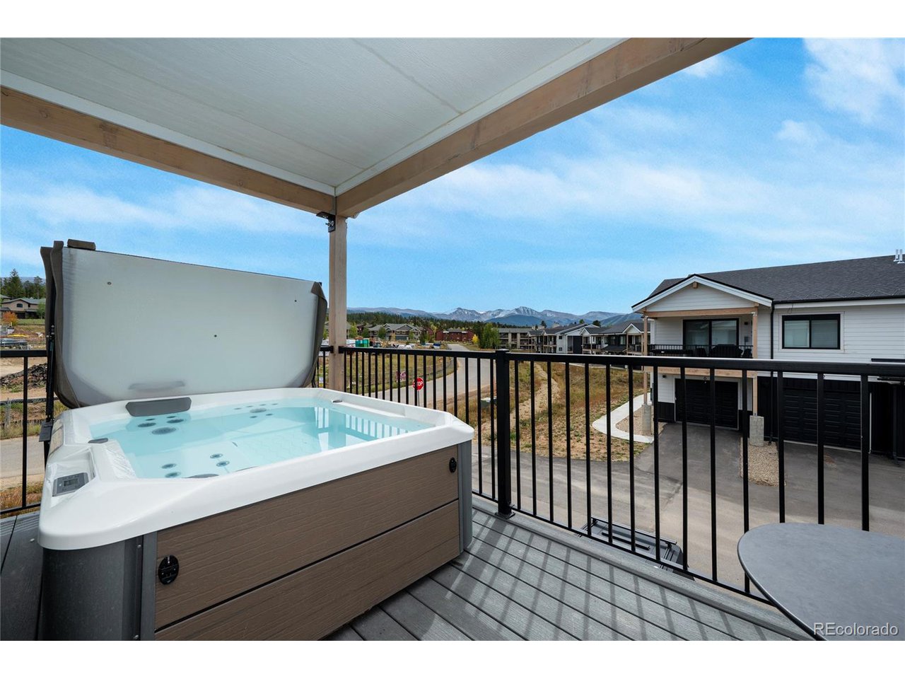 361 W Meadow Mile Smt 19-5