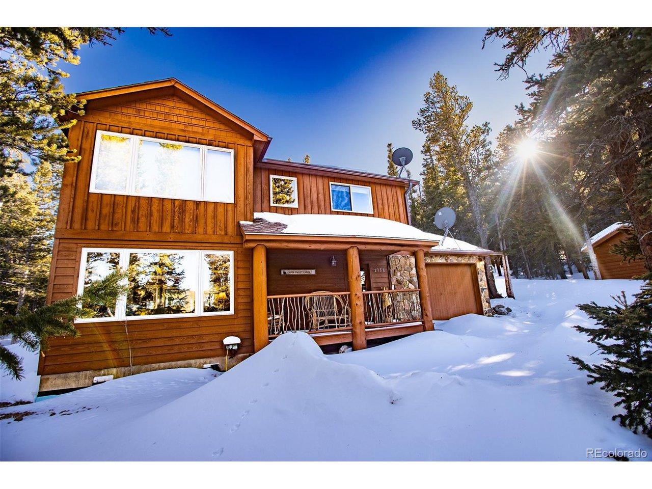 1736 Valley Of The Sun Dr
