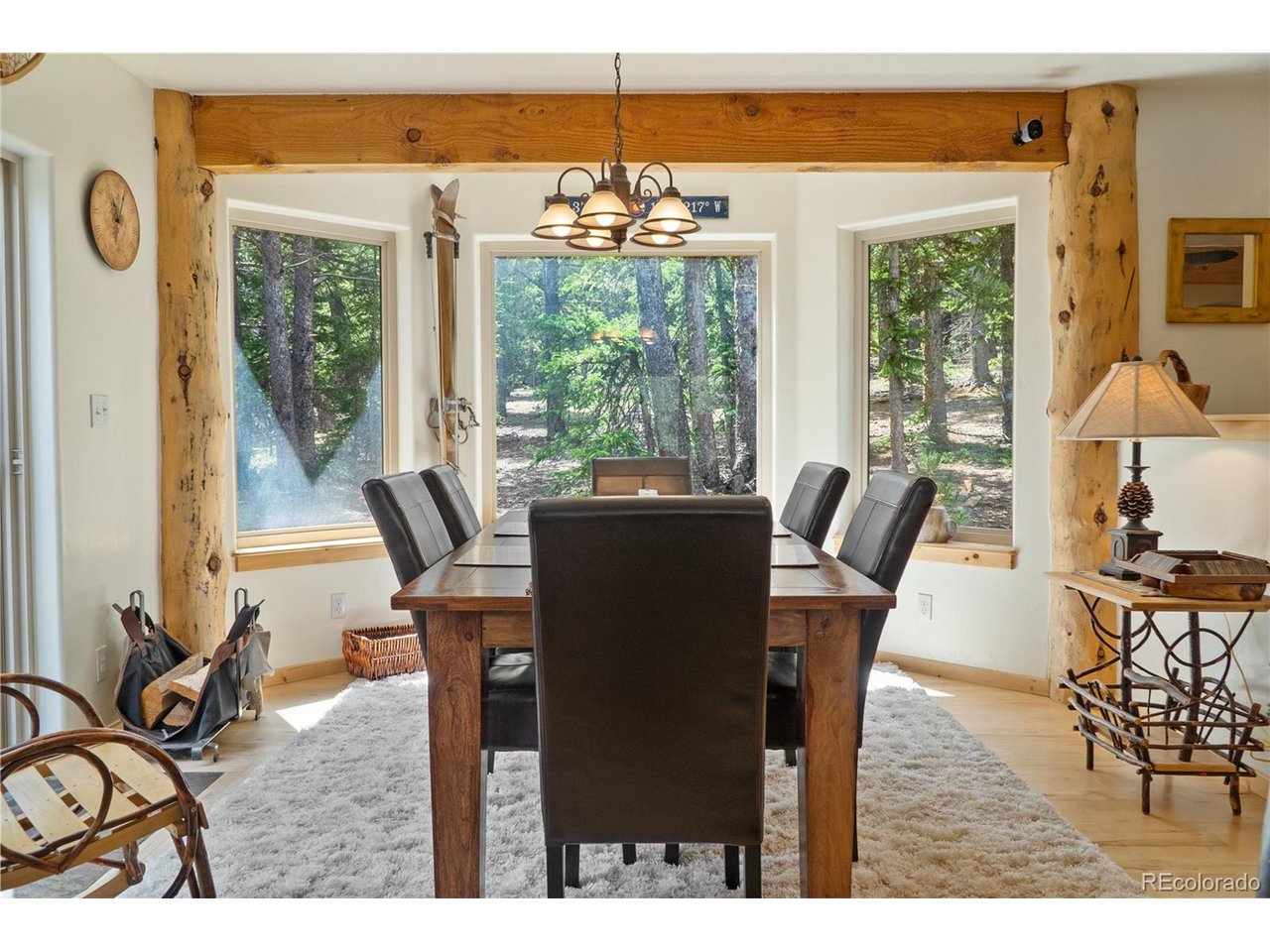 1736 Valley Of The Sun Dr