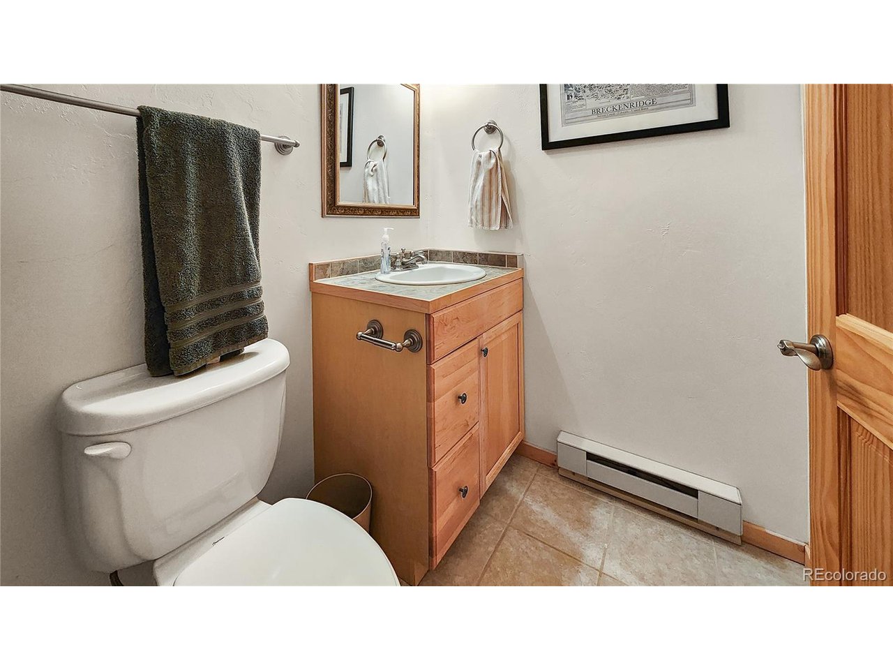 1736 Valley Of The Sun Dr