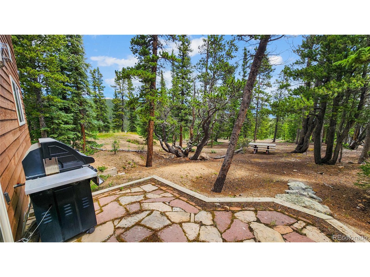 1736 Valley Of The Sun Dr