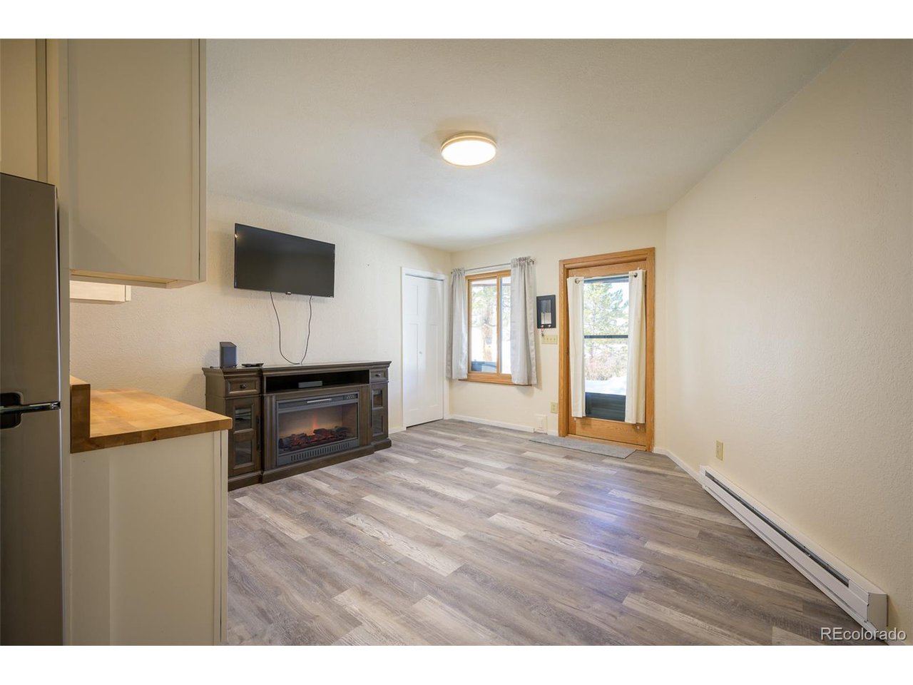 111 County Road 4421 30