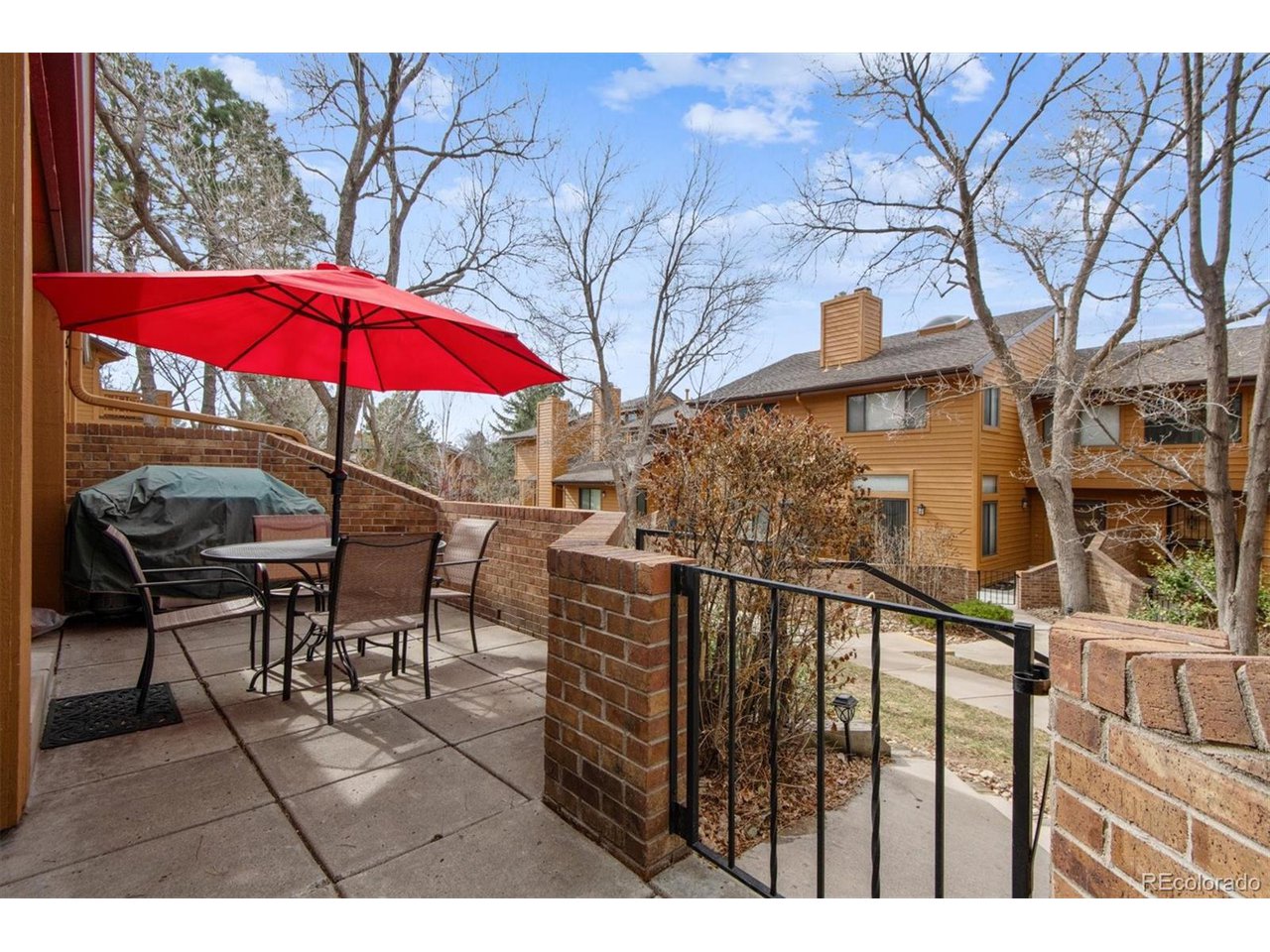 9400 E Iliff Ave 303