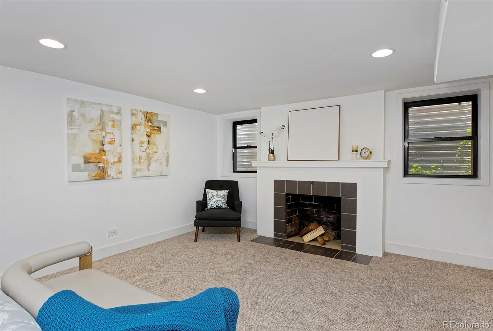2500 Locust Street
