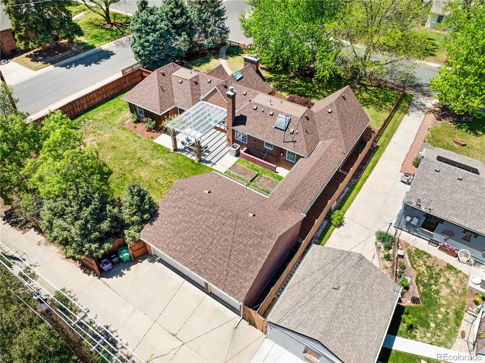 2500 Locust Street