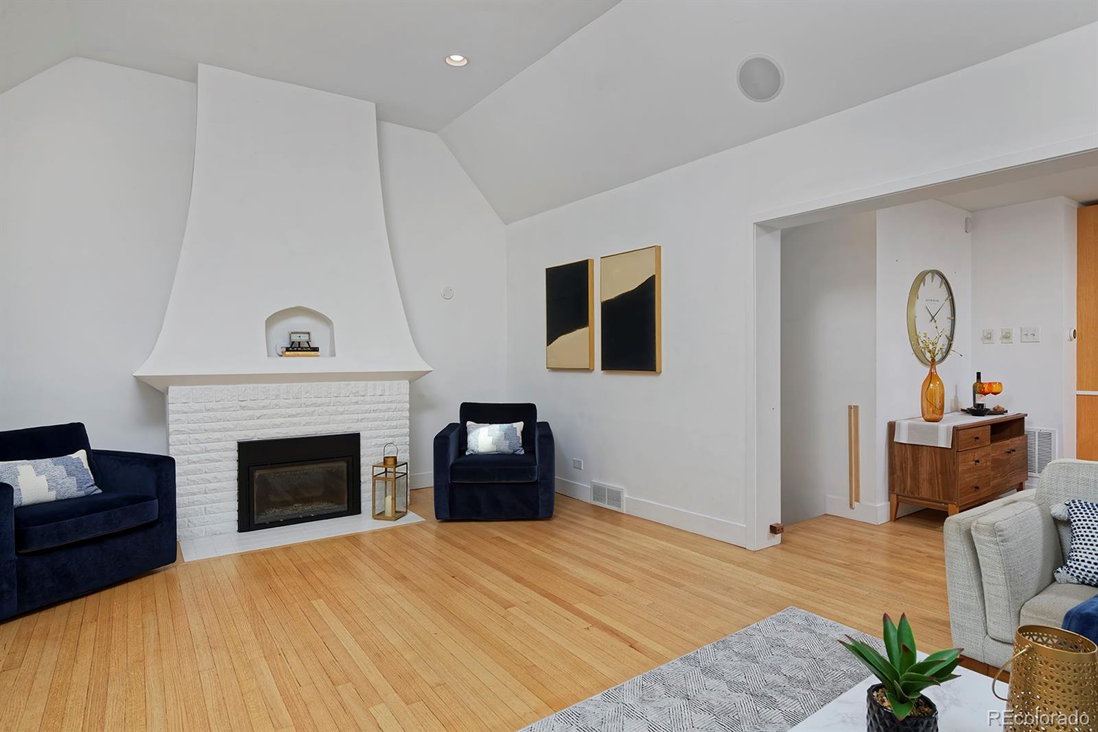 2500 Locust Street