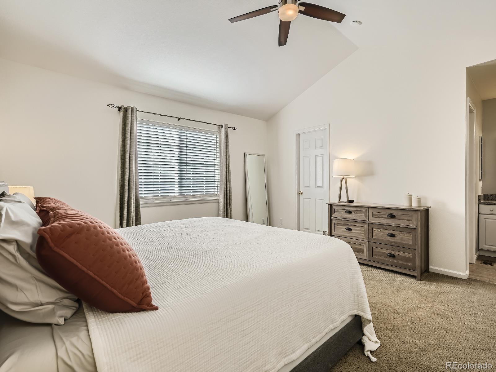 9562 Brentwood Way Unit: B