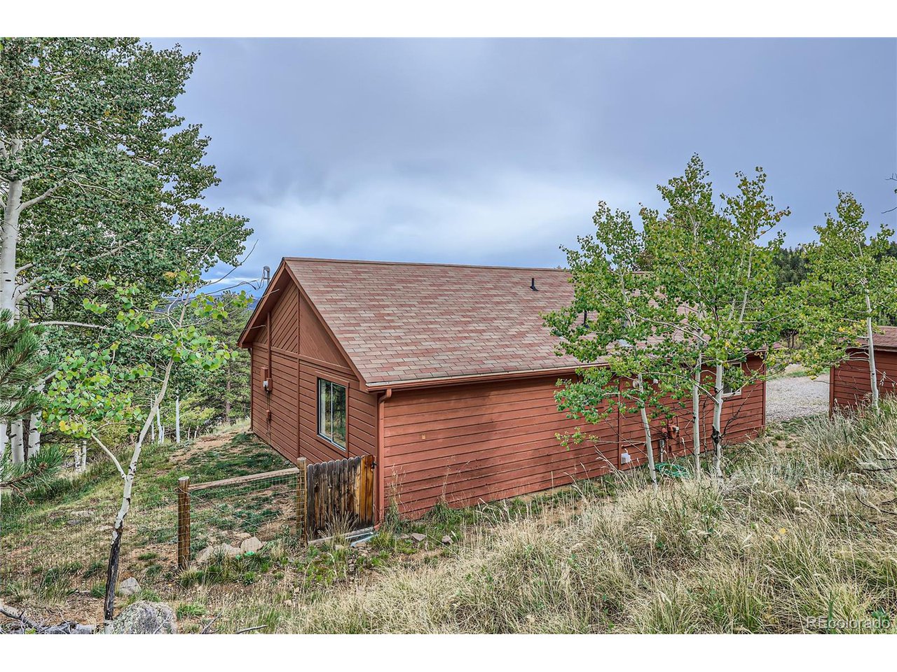 1132 N Pine Dr