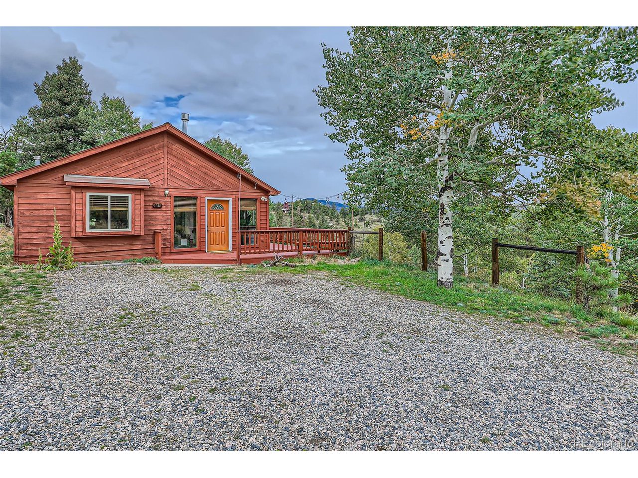 1132 N Pine Dr
