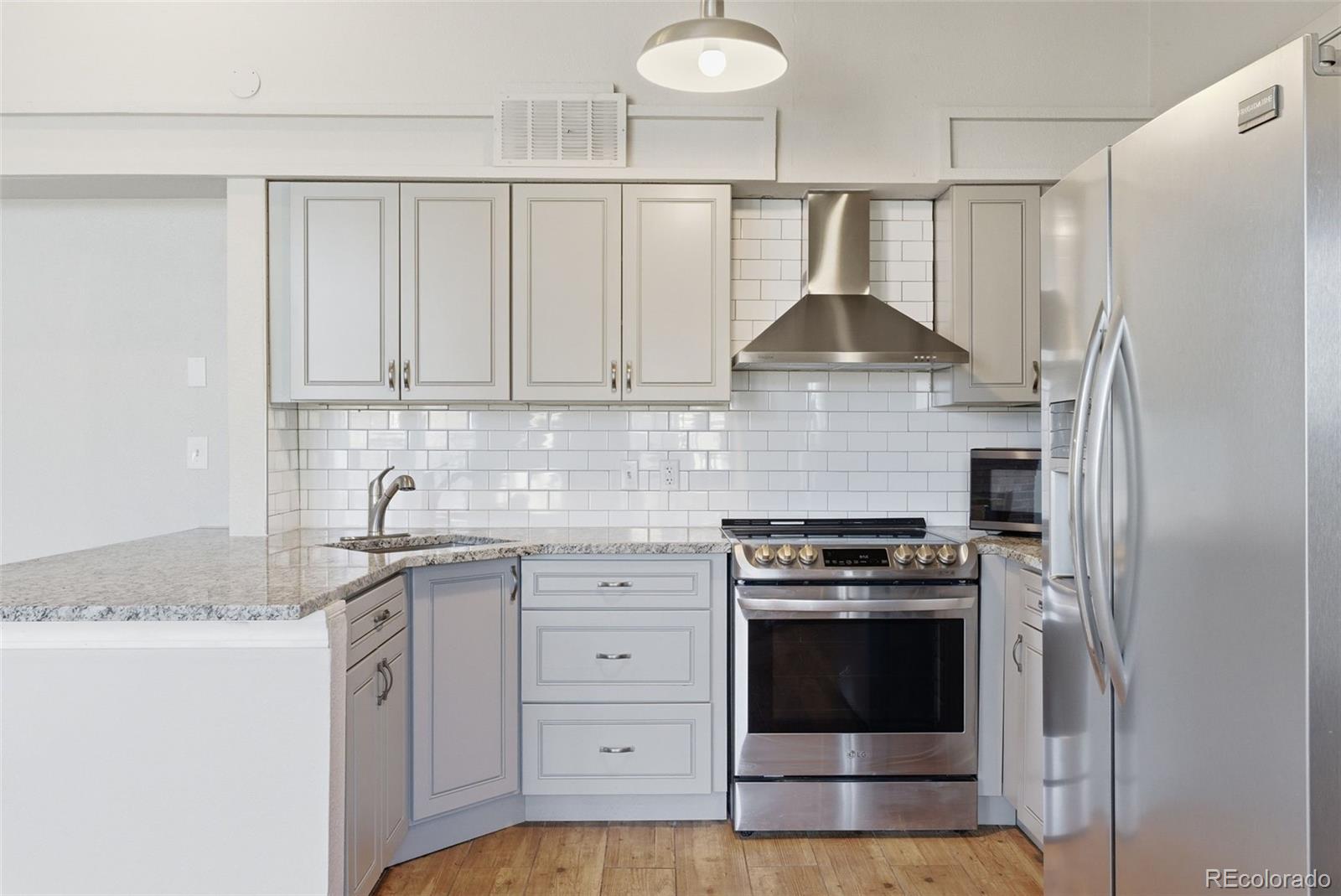4760 S Wadsworth Boulevard Unit: C303