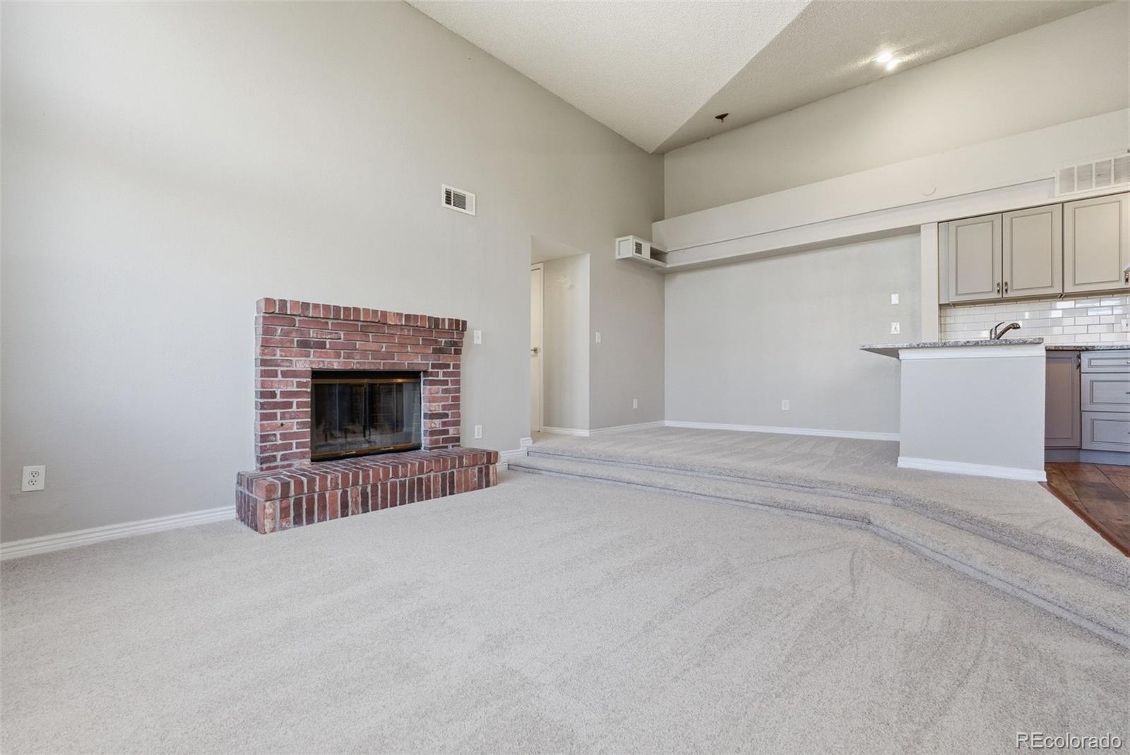4760 S Wadsworth Boulevard Unit: C303