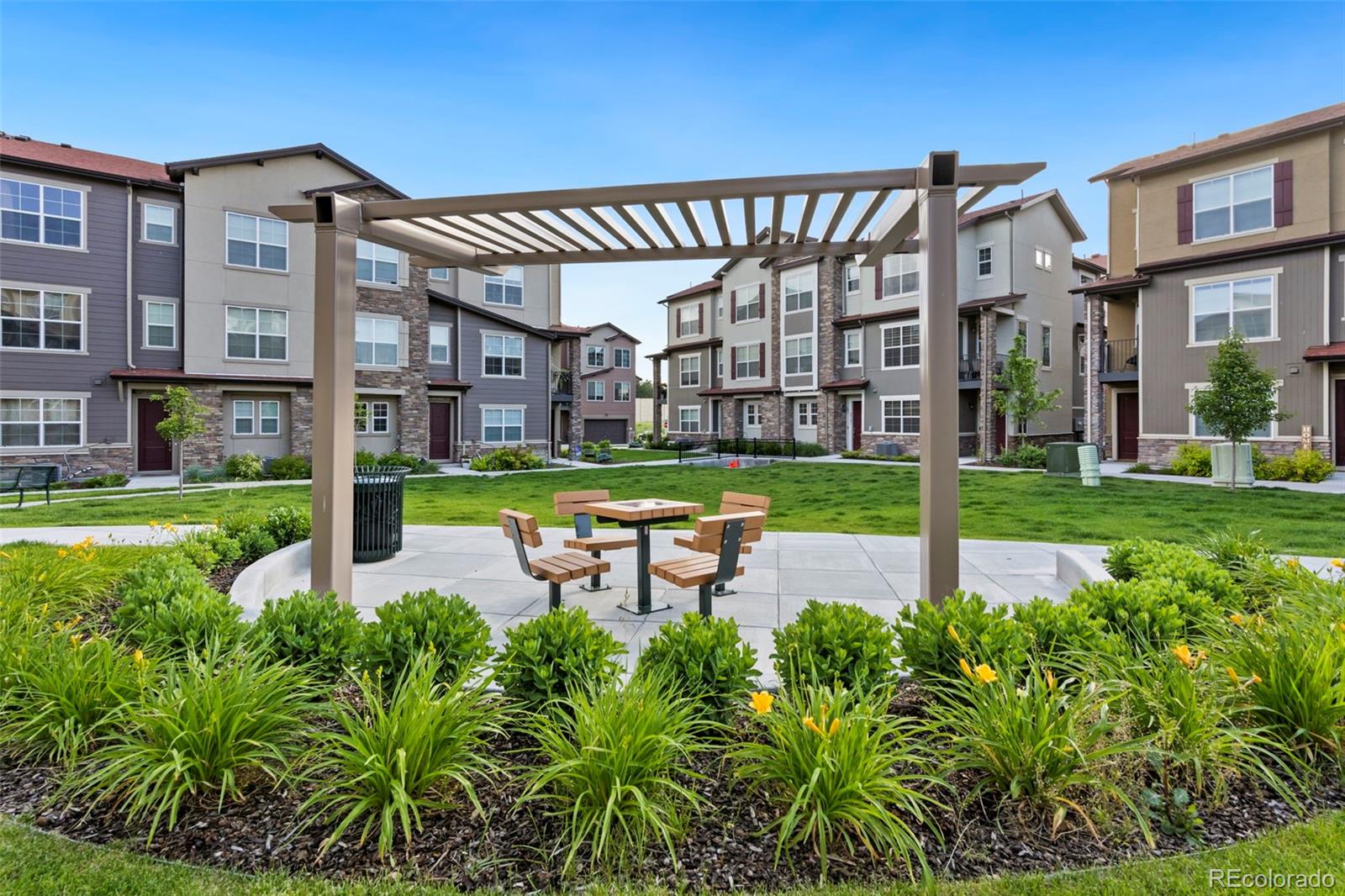 2140 Santini Trail Unit: F