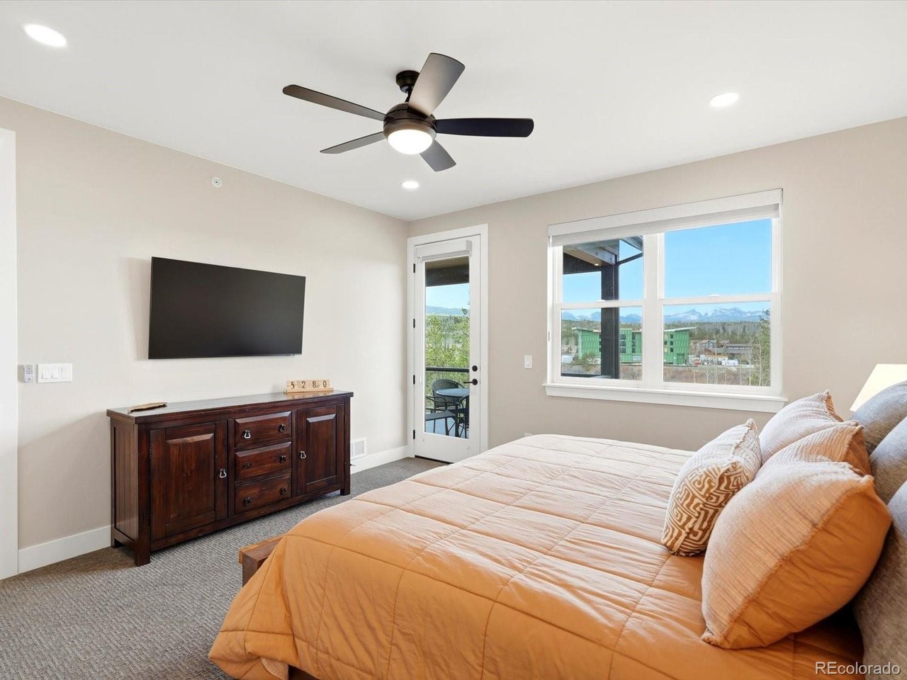 95 River Run Cir