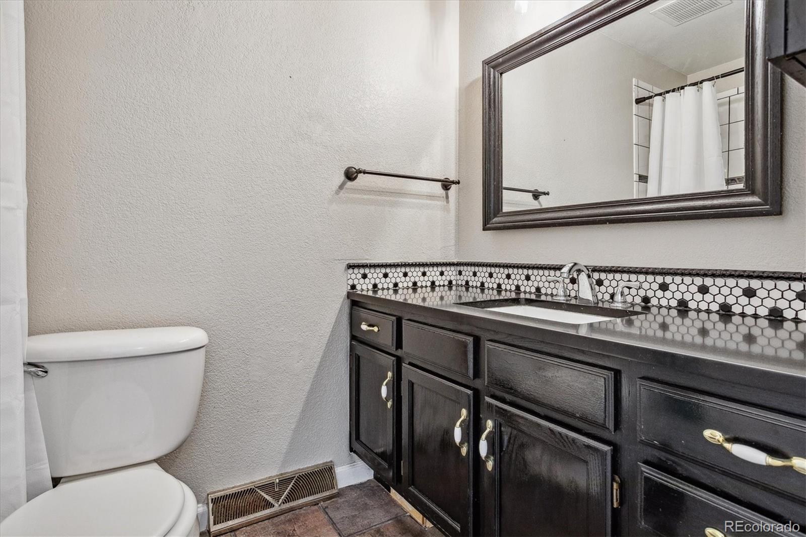 7271 S Sheridan Court