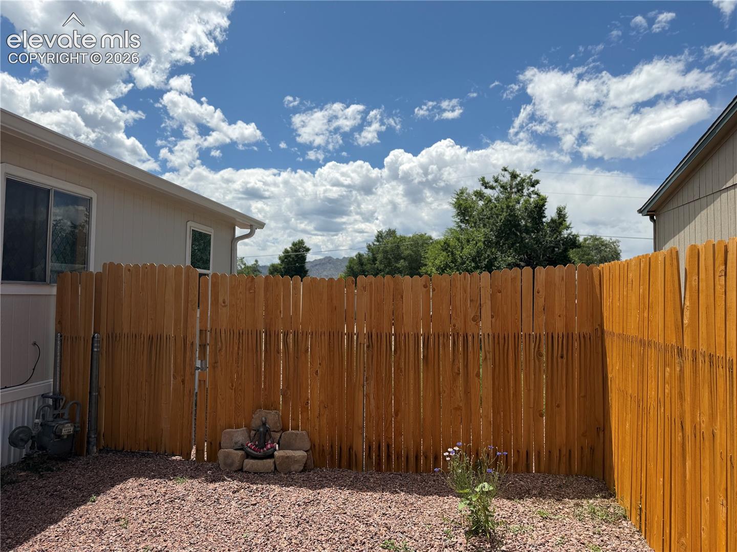 804 N Raynolds Avenue