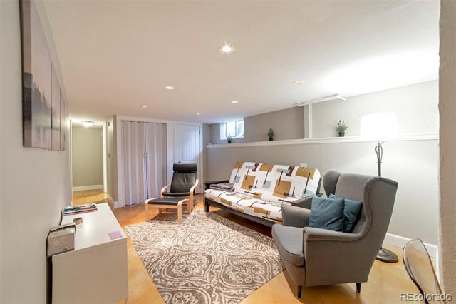 3395 Oneida Street Unit: B
