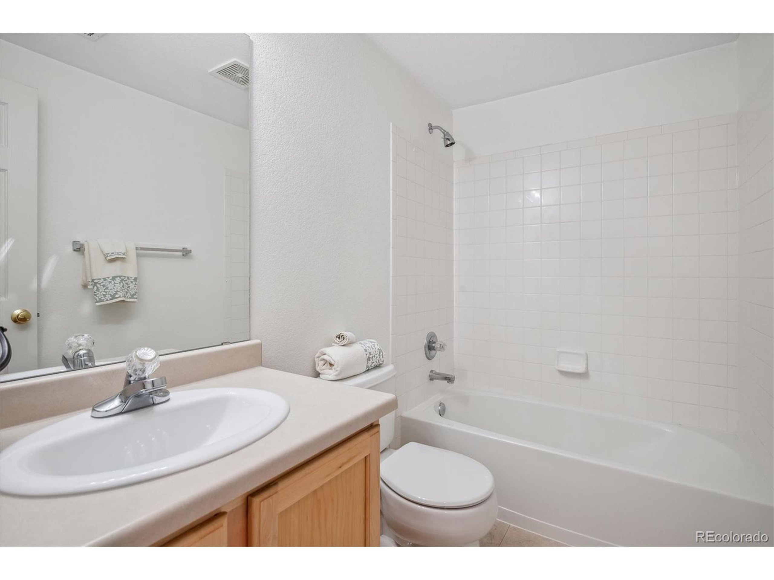 6105 Cole Ct