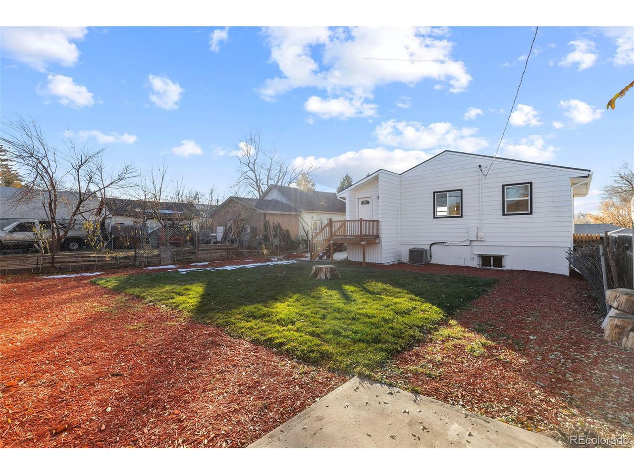 800 Meade St