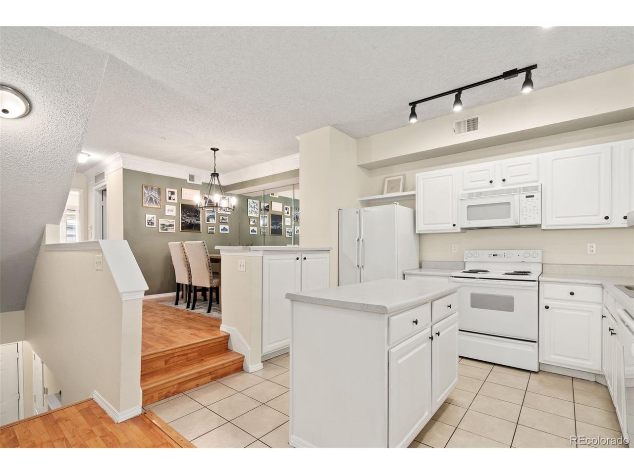 2169 Eagle Ave 2169