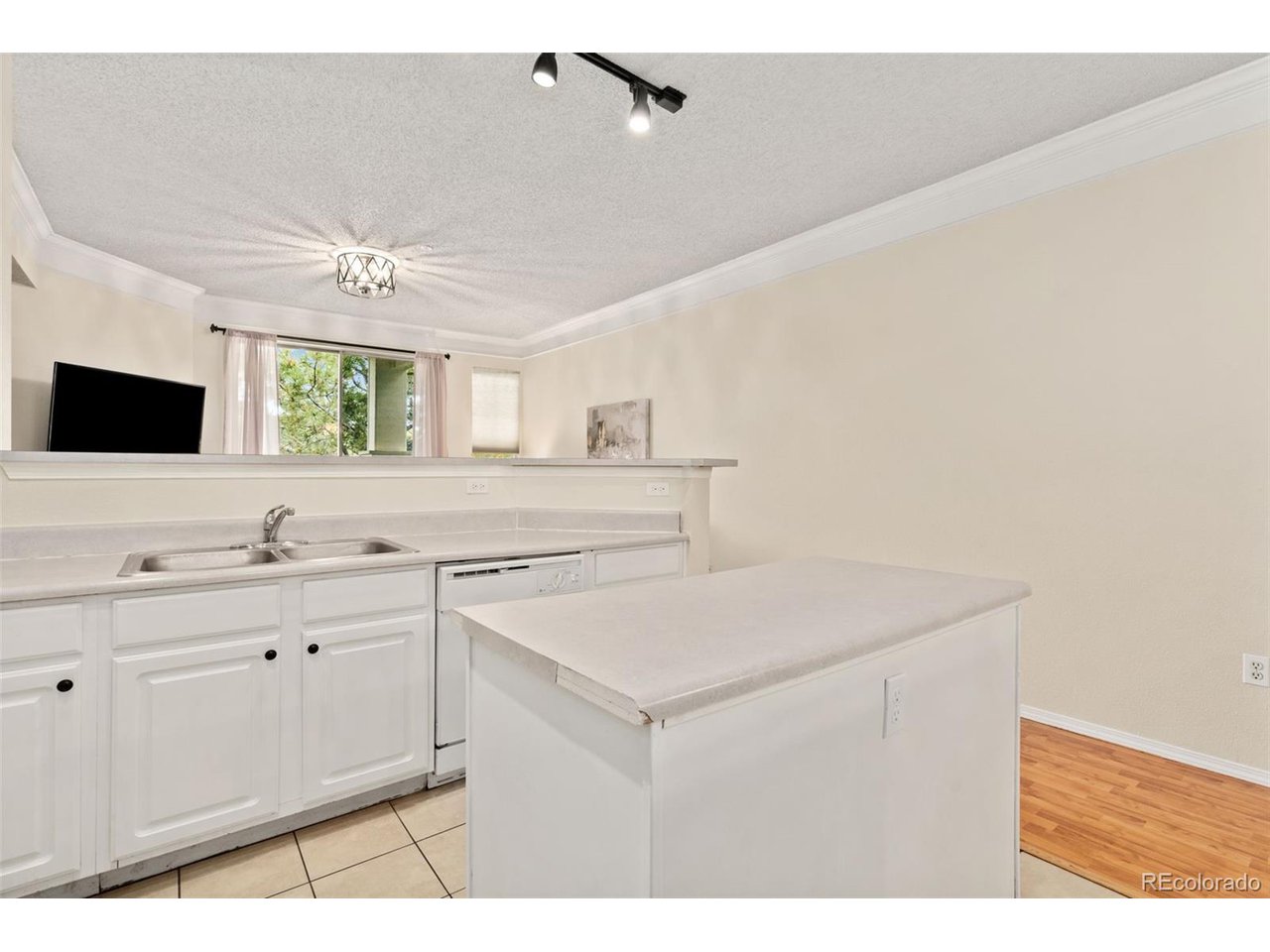 2169 Eagle Ave 2169