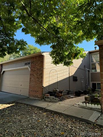 2839 W Davies Drive