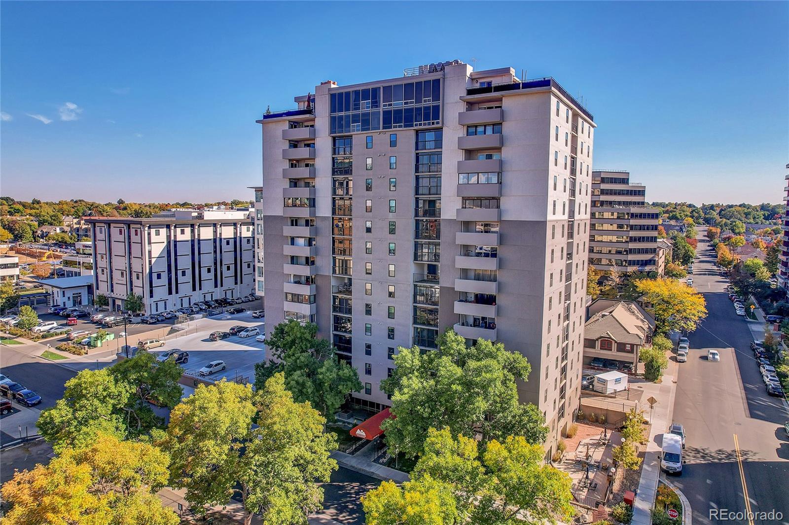 2 Adams Street Unit: 901
