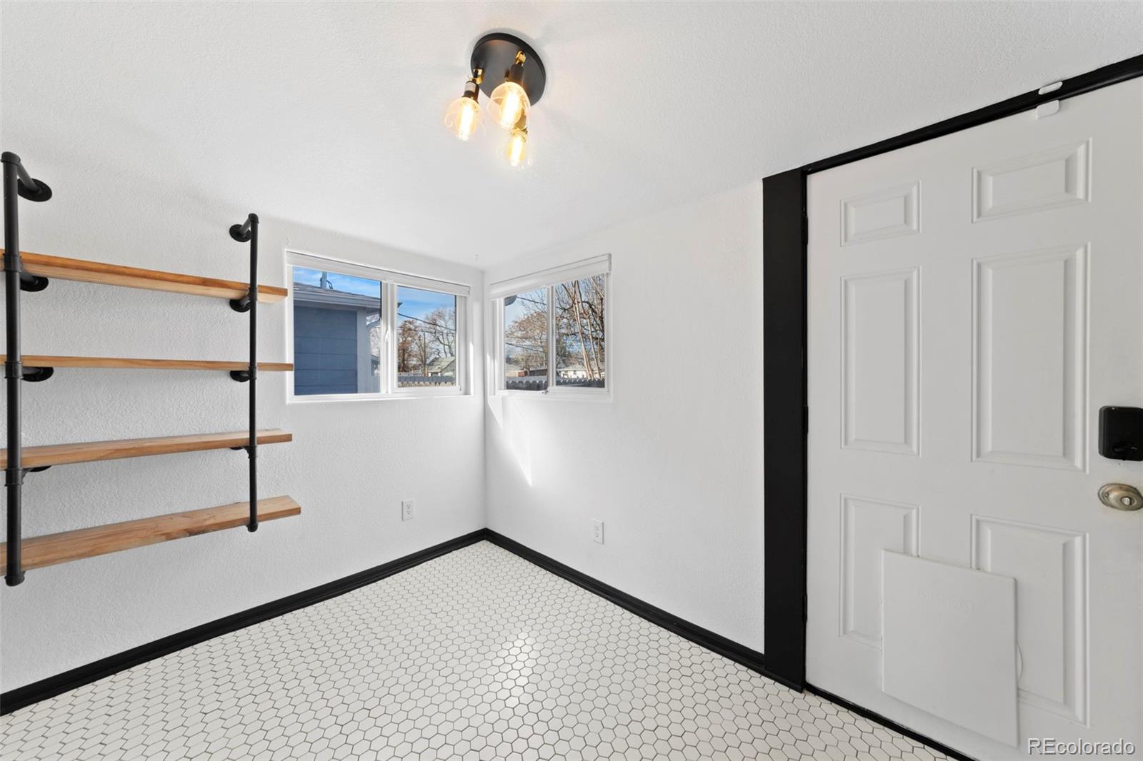 4539 Pearl Street